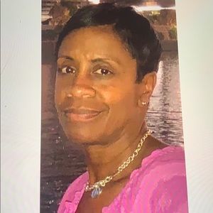 Meet your Posher, Carolyn